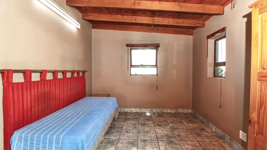 Commercial Property for Sale in Rondevlei Western Cape